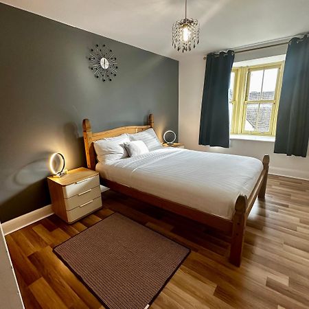 Two Bedroom Flat Town Centre Colchester Exterior photo